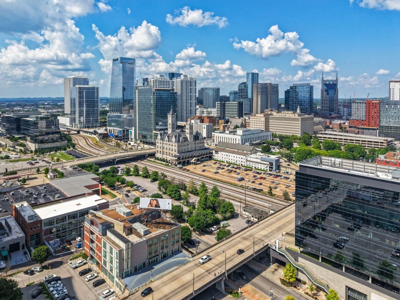 1212 Laurel St #802, Nashville, TN 37203