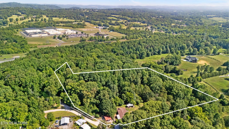 4880 Shell Ln, Knoxville, TN 37918