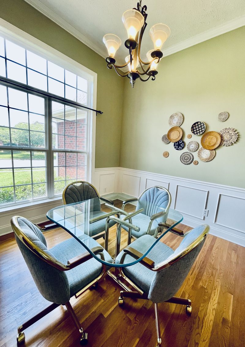 2714 Maylon Dr, Murfreesboro, TN 37128
