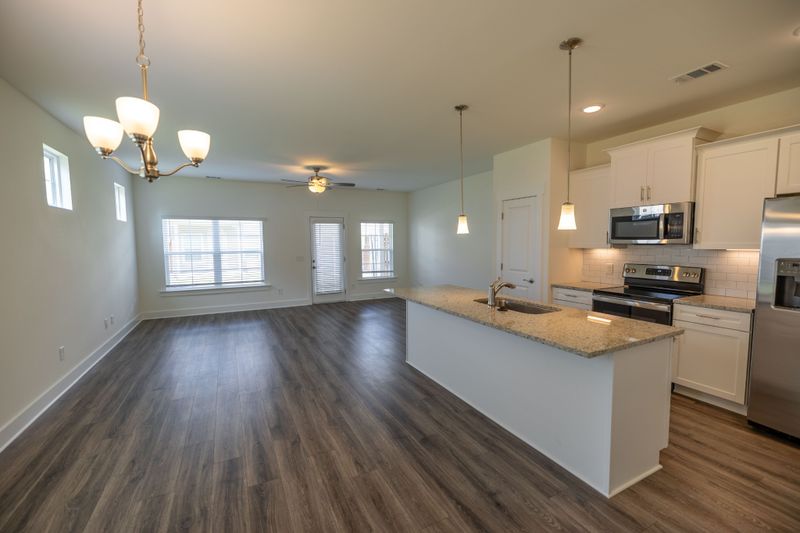 1044 Sweetleaf Dr, Franklin, TN 37064
