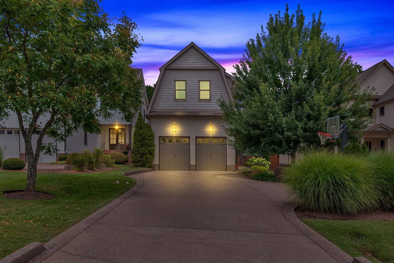 1112A Biltmore Dr, Nashville, TN 37204