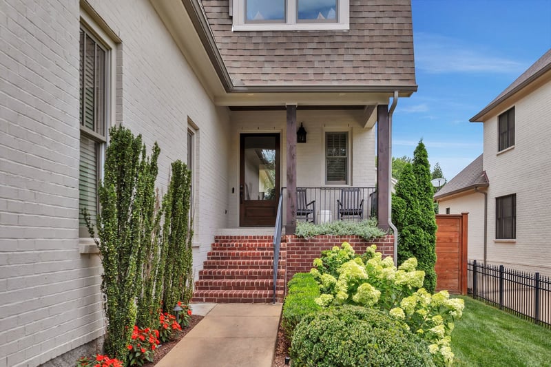 1112A Biltmore Dr, Nashville, TN 37204