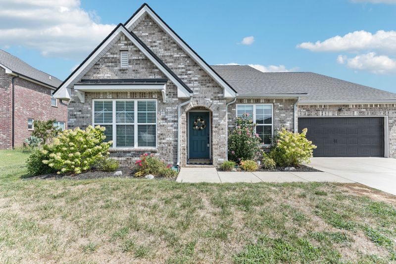 2605 Parkwood Dr, Murfreesboro, TN 37128