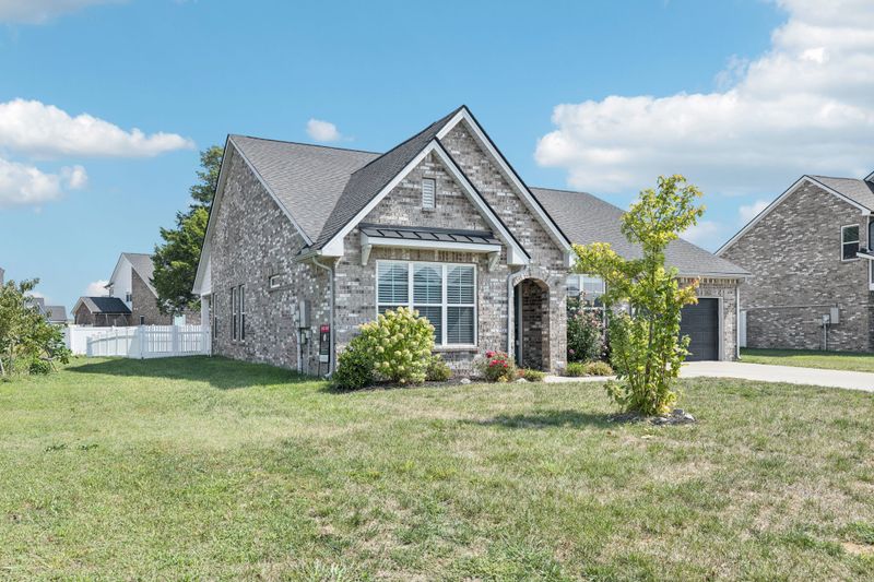 2605 Parkwood Dr, Murfreesboro, TN 37128