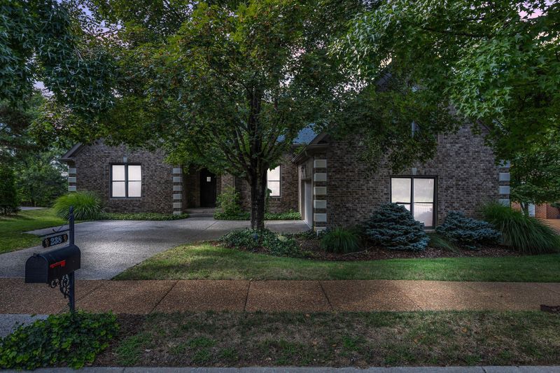 238 Mclean Ct, Franklin, TN 37067