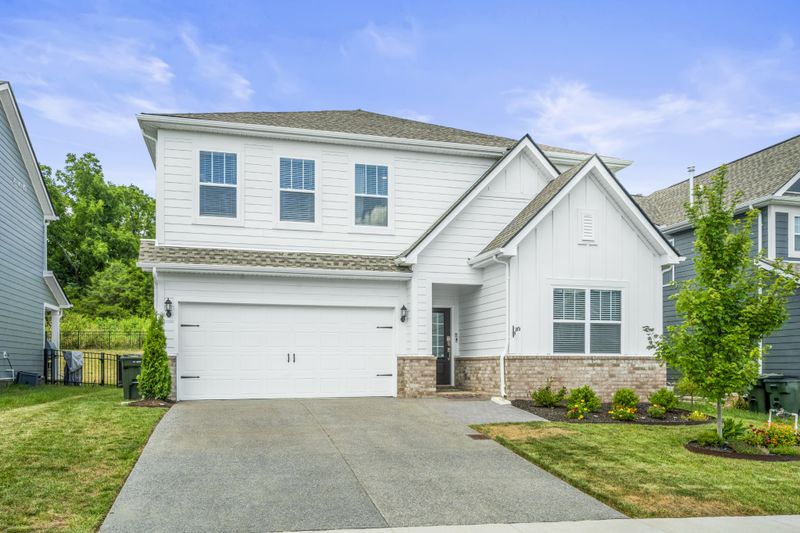 294 Gulfstream Dr, Gallatin, TN 37066