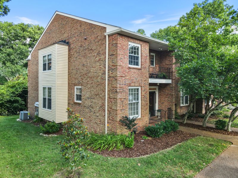 4232 Lone Oak Rd, Nashville, TN 37215