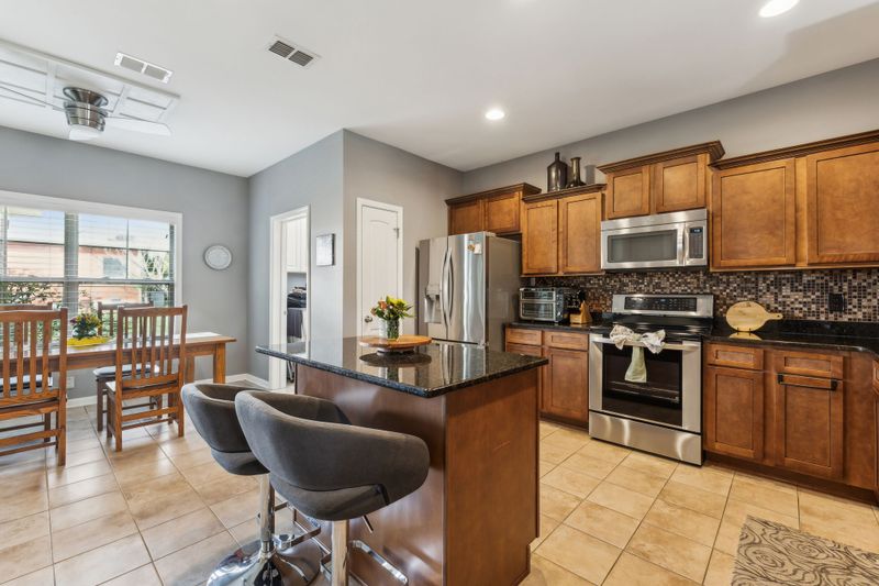5017 Republic Ave, Murfreesboro, TN 37129