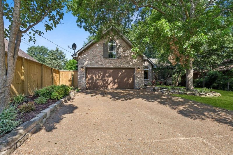3612 Peninsula Ct, Nashville, TN 37217