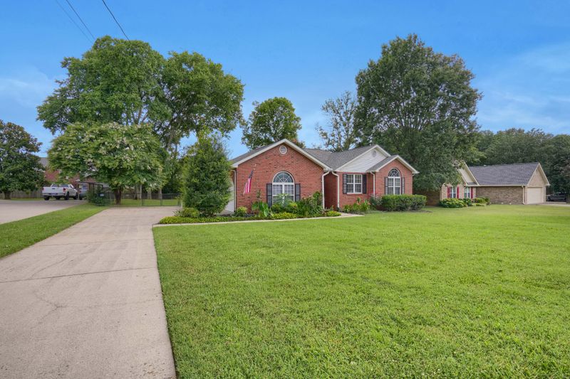 416 Whitney Dr, Smyrna, TN 37167