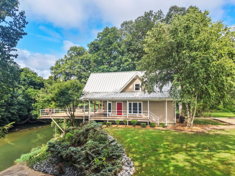 410 County Rd 388, Centre, AL 35960