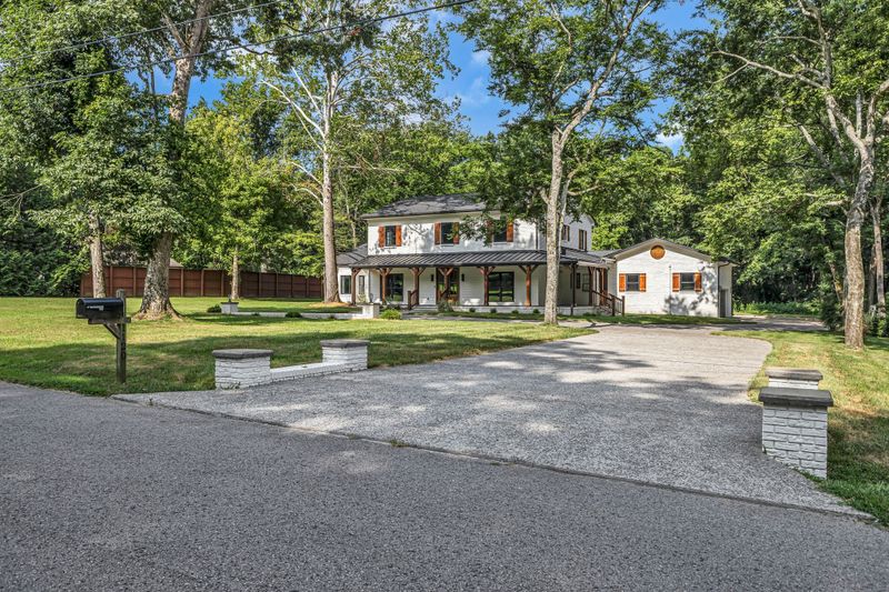 1120 Bradley Dr, Franklin, TN 37069