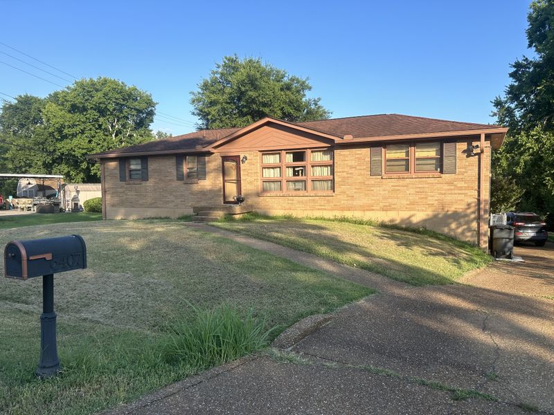 6407 Ranchero Dr, Nashville, TN 37209