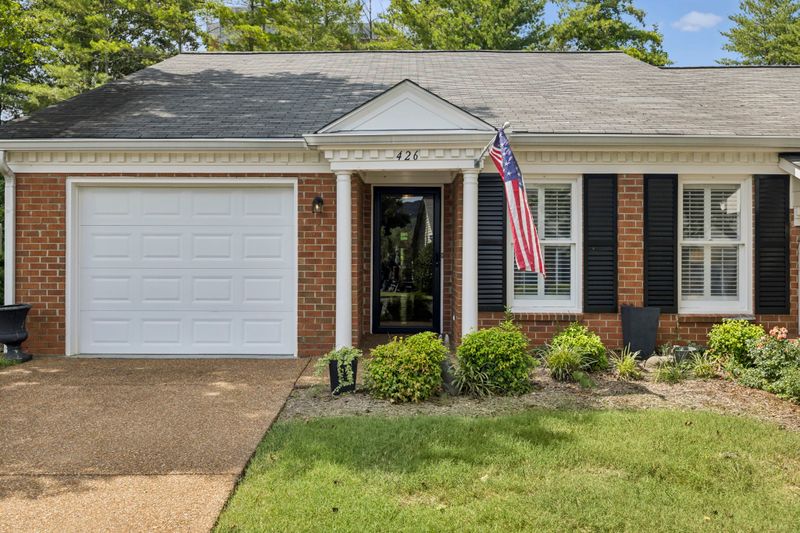 426 Siena Dr, Nashville, TN 37205
