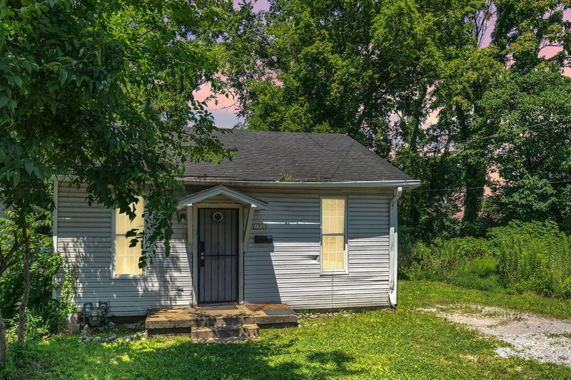 1735 Dr Db Todd Jr Blvd, Nashville, TN 37208