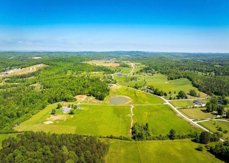 6591 Salem Valley Rd, Ringgold, GA 30736