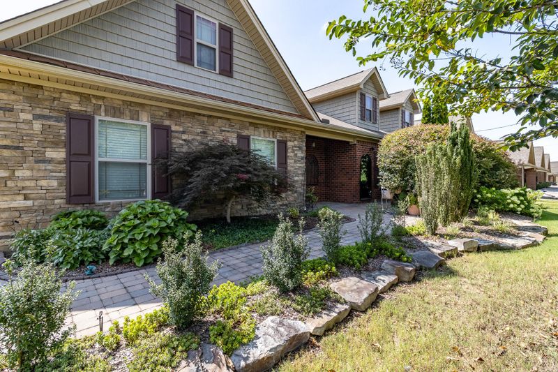 125 Trade Wind Dr, Fort Oglethorpe, GA 30742