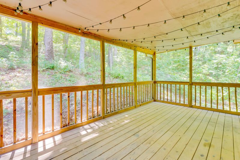 3950 Garretts Chapel Rd, Chickamauga, GA 30707