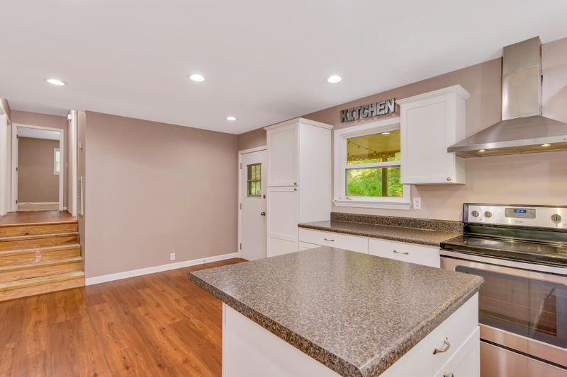 3950 Garretts Chapel Rd, Chickamauga, GA 30707