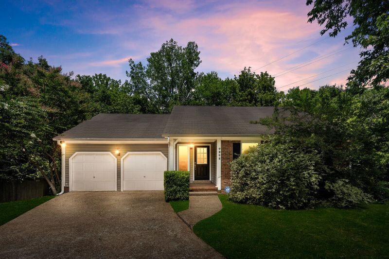 4948 Yorkshire Rd, Nashville, TN 37211