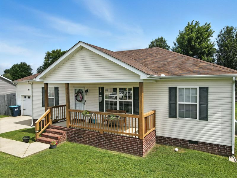 1106 Halverson Dr, Murfreesboro, TN 37128