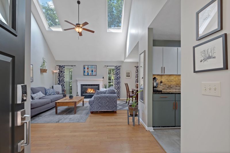 105 Peak Hill Cir, Nashville, TN 37211