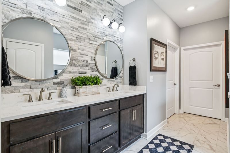 6038 Parkhaven Blvd, Hermitage, TN 37076