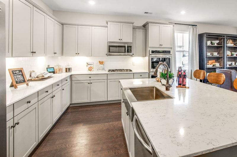 570 Gingerwood Ln, Hendersonville, TN 37075