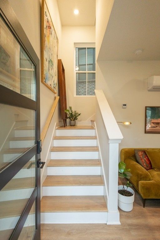 1701 Porter Rd #9, Nashville, TN 37206