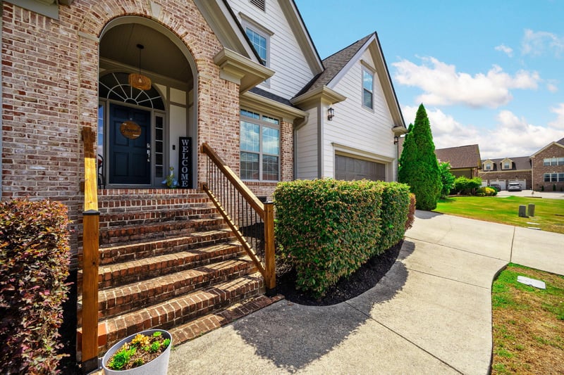 631 Lakeshore Cove Dr, Fort Oglethorpe, GA 30742