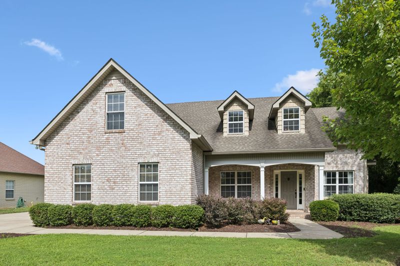 2415 Saint Andrews Dr, Murfreesboro, TN 37128