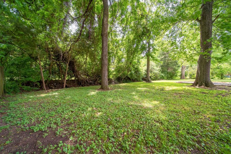120 Donna Dr, Hendersonville, TN 37075