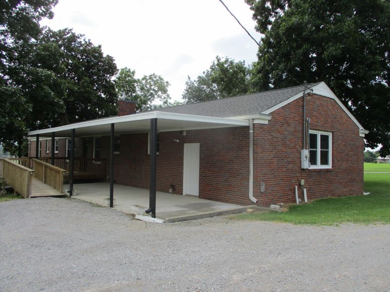 667 Eastover Rd, Lebanon, TN 37090