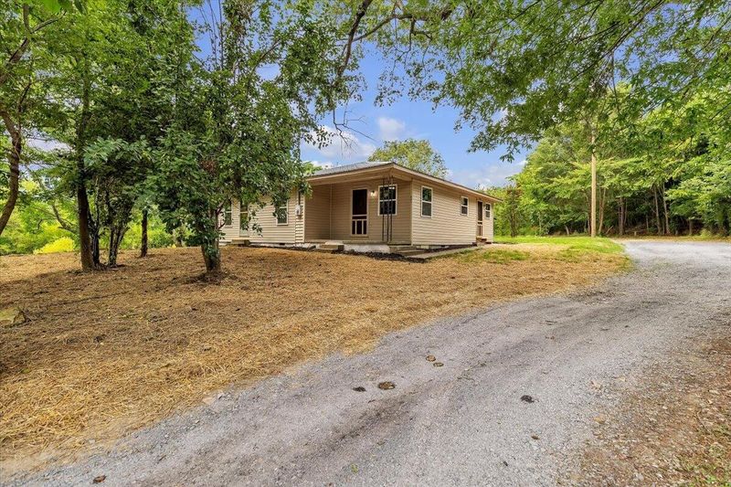 499 Crandall Ellijay Rd, Chatsworth, GA 30705