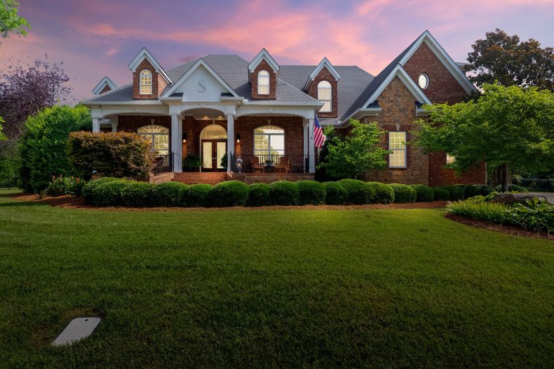2135 Lovelace Ln, Murfreesboro, TN 37130