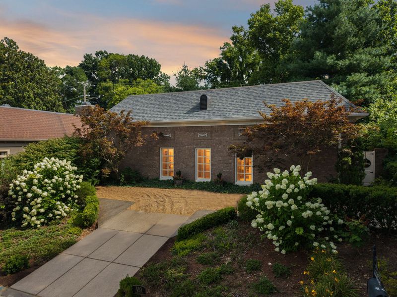 410 Charlesgate Ct, Nashville, TN 37215