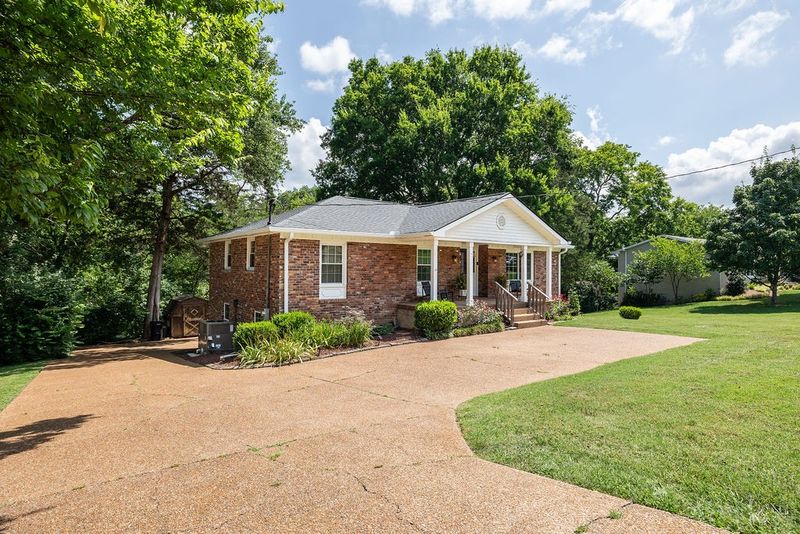 1164 Brookside Dr, Franklin, TN 37069