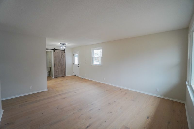 102 Savely Ct, Hendersonville, TN 37075
