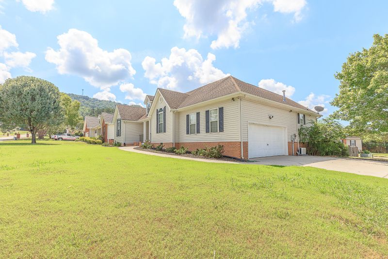 13 Fawn Ln, Ringgold, GA 30736