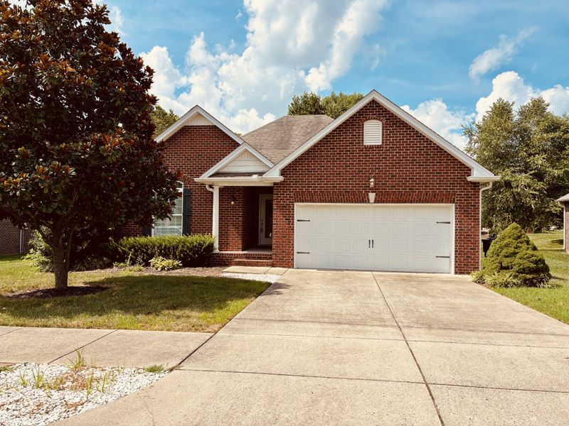173 Sparrow Ln, Gallatin, TN 37066
