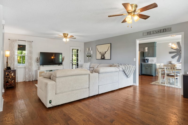 425 Motley Dr, La Fayette, GA 30728