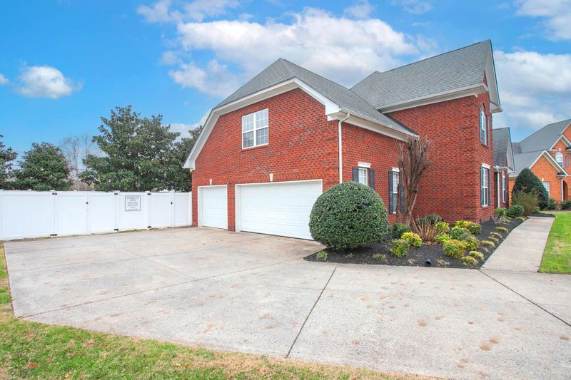 2628 Jim Houston Ct, Murfreesboro, TN 37129