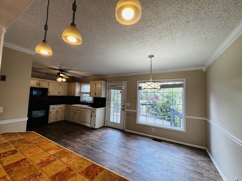 10169 Roanoke Dr, Murfreesboro, TN 37129