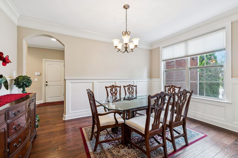 5137 Mountainbrook Cir, Hermitage, TN 37076
