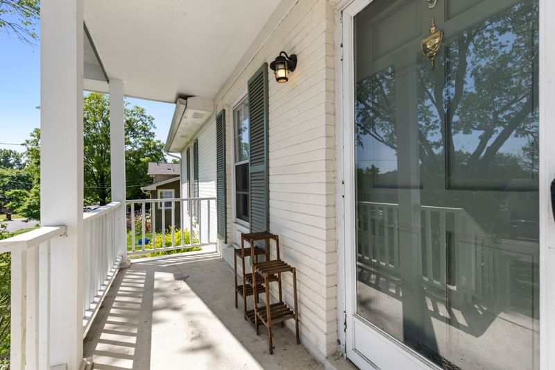2821 Galesburg Dr, Nashville, TN 37217