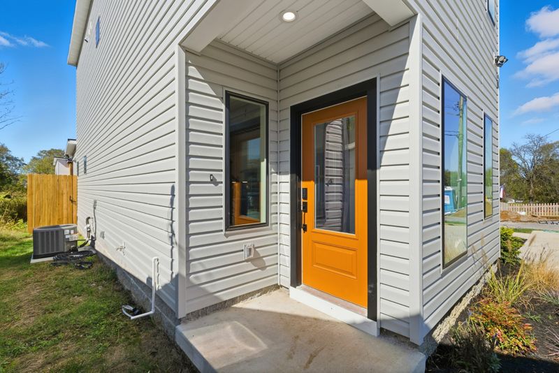 1228A Bessie Ave, Nashville, TN 37207