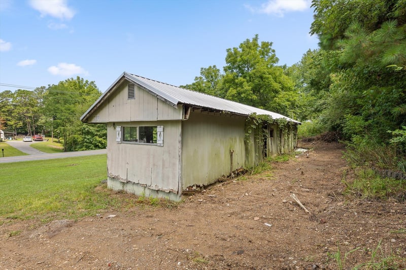 1467 Holcomb Rd, Ringgold, GA 30736