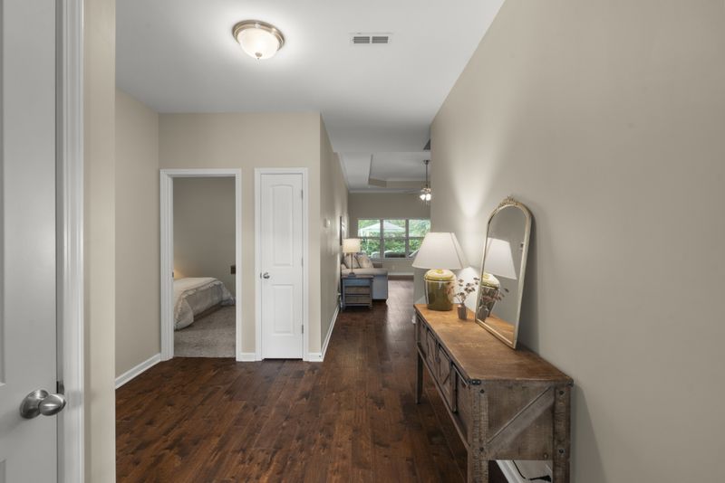 3336 Mapleside Ln, Murfreesboro, TN 37128