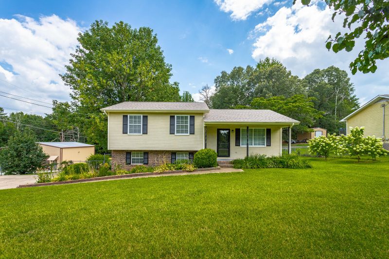 157 Bell Rd, Chickamauga, GA 30707