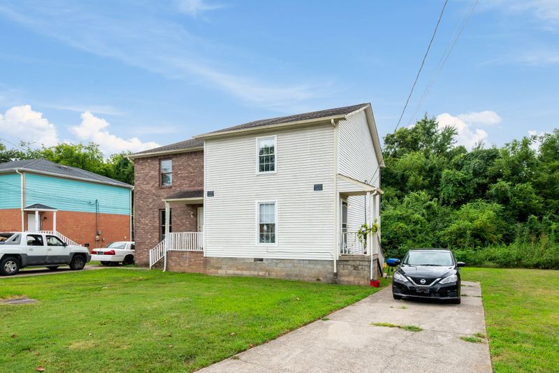 1709 Westchester Dr, Nashville, TN 37207